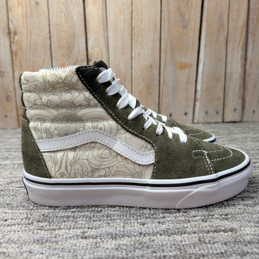 Vans Sk8-Hi Desert Skulls in "Grape Leaf" Size 5 Women/3.5 Men